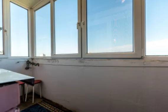 Apartament cu 3 camere în Podgoria Arad, vedere frumoasă, 2 balcoane