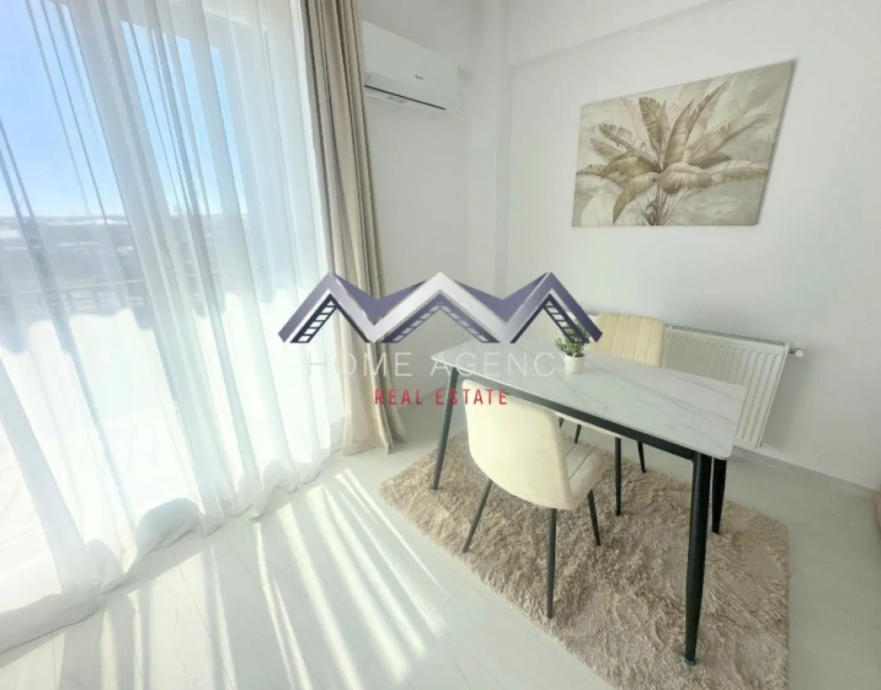 Apartament 2 camere 50 mp + balcon și parcare | prima închiriere - Dacă visezi la un apartament spațios, luminos, modern și la prima închiriere, tocmai l-ai găsit! Acest apartament cu 2 camere, situat într-o zonă bine conectată către toate punctele de interes din Otopeni, este pregătit să devină noua ta casă. Situat la etajul 2/3, cu o suprafață utilă de 50 mp și un balcon generos de 4,8 mp, locuința oferă combinația perfectă între confort, eleganță și funcționalitate. Living-ul spațios, unit cu bucătăria open-space și zona de luat masa, creează o atmosferă primitoare și elegantă, ideală atât pentru relaxare, cât și pentru momente petrecute cu cei dragi. Ferestrele mari lasă lumina naturală să pătrundă din plin, iar orientarea pe Sud asigură lumină pe tot parcursul zilei. Balconul devine astfel un colț de liniște perfect pentru seri relaxante, dimineți liniștite sau întâlniri cu prietenii. Apartamentul este la prima închiriere, astfel că te vei bucura de un spațiu impecabil, amenajat cu atenție la detalii și dotat cu tot ce ai nevoie pentru un stil de viață modern și confortabil. În plus, beneficiezi de un loc de parcare dedicat, ceea ce înseamnă că nu vei mai pierde timp căutând un loc de parcare, iar accesul către toate zonele importante ale orașului este rapid și facil. 📞 Programează acum o vizionare și descoperă această locuință! }}