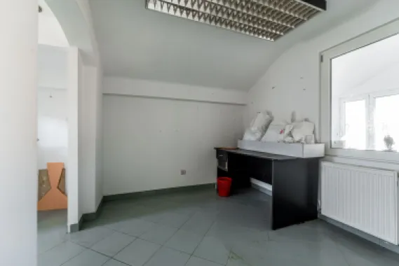 Casa ideală pentru familie: școală la 3 min + anexă pentru bunici