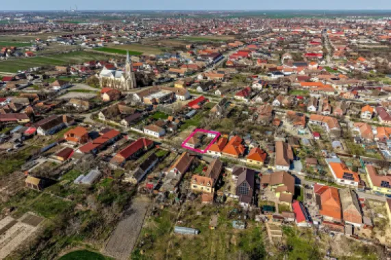 Casa ideală pentru familie: școală la 3 min + anexă pentru bunici