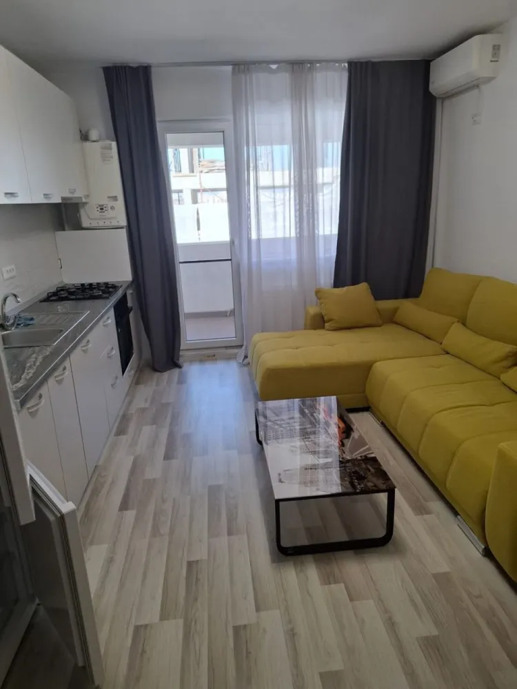 BRASADAS inchiriaza ap cam etaj 5/5 Metalurgiei. - Agentia Imobiliara BRASADAS inchiriaza apartament cu doua camere situat la etajul 5/5 cu LIFT in zona Metalurgiei, Drumul Binelui. Www.brasadas.com. }}