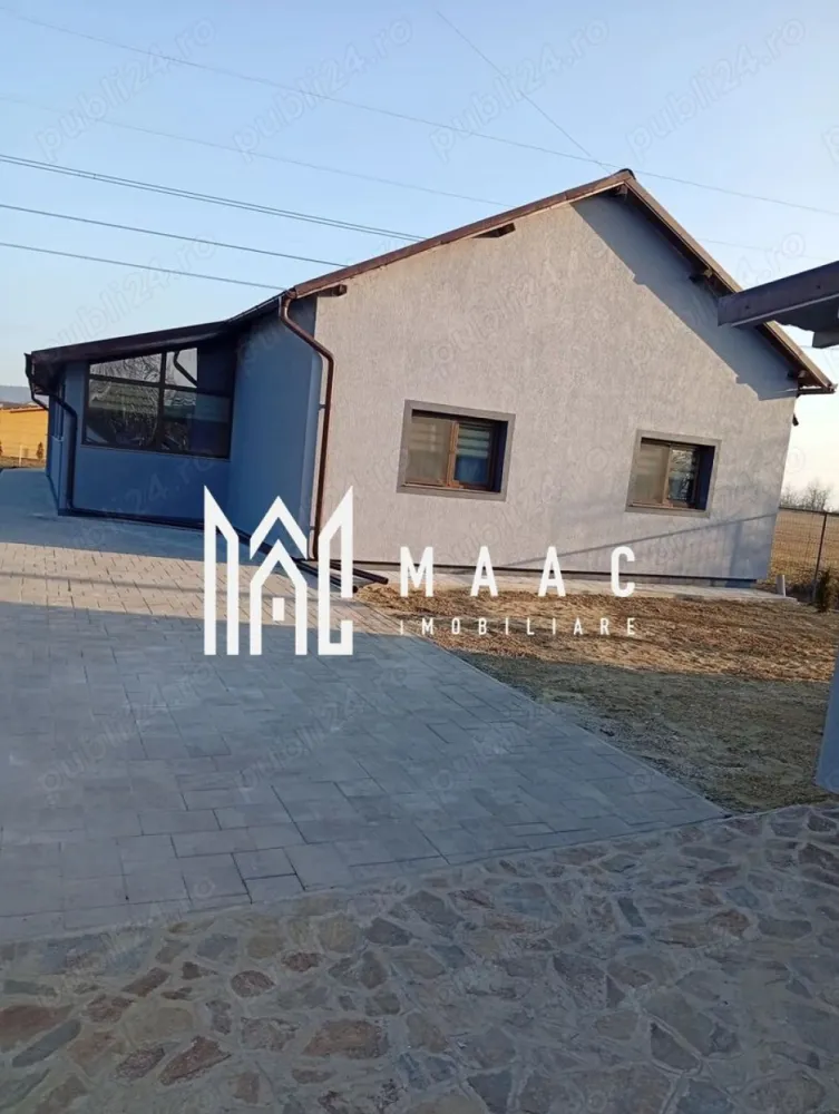 Casa 6 camere Babeni|170mp| teren 1800mp - MAAC IMOBILIARE vă propune spre vânzare o casă situată în orașul Băbeni, județul Vâlcea, ideală pentru cei care își doresc liniște, spațiu generos și confortul unei locuințe pregătite pentru mutare imediată. Proprietatea are o suprafață totală de aproximativ 170 mp și este amplasată pe un teren generos de aproximativ 1800 mp, oferind suficient spațiu pentru grădină, relaxare sau diverse activități în aer liber. Casa este bine compartimentată și dispune de: 2 dormitoare sufragerie spațioasă hol baie bucătărie în interiorul casei bucătărie de vară terasă garaj Proprietatea oferă un cadru ideal pentru viața de familie, beneficiind de spațiu exterior generos, perfect pentru grădinărit, amenajarea unei zone de relaxare sau pentru petrecerea timpului în aer liber. Locuința se vinde complet mobilată și utilată, fiind pregătită pentru mutare imediată, fără investiții suplimentare. Această proprietate reprezintă o alegere excelentă pentru cei care caută confortul unei case într-o zonă liniștită, dar cu acces facil către facilitățile orașului. Pentru mai multe informații sau pentru programarea unei vizionări, echipa MAAC IMOBILIARE vă stă la dispoziție. CP2962525 }}