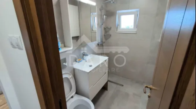 🏡 Apartament de închiriat – 3 camere decomandat