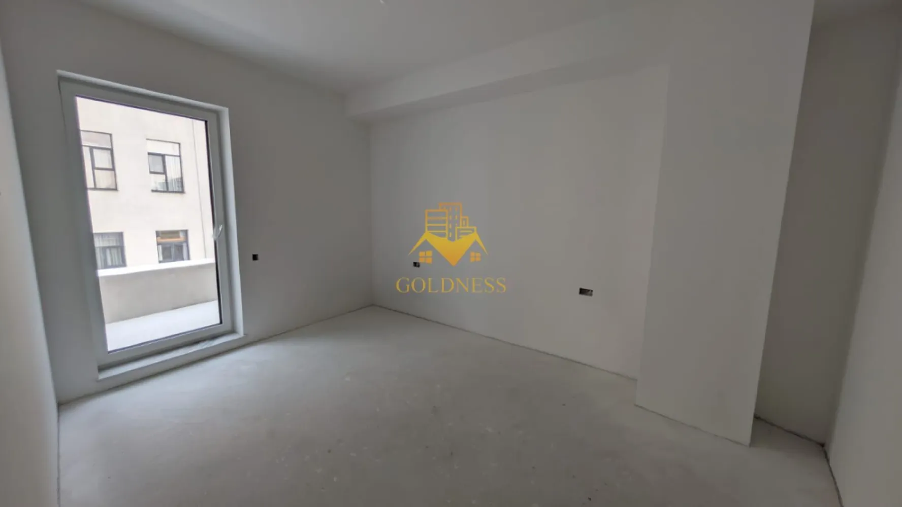 4 camere, Parcare Subterana, Bloc Nou, Central, Pta. Mihai Viteazu