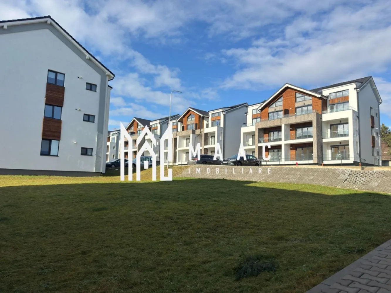 Apartament 1 camera | Etaj 1 | Balcon | Decomandat