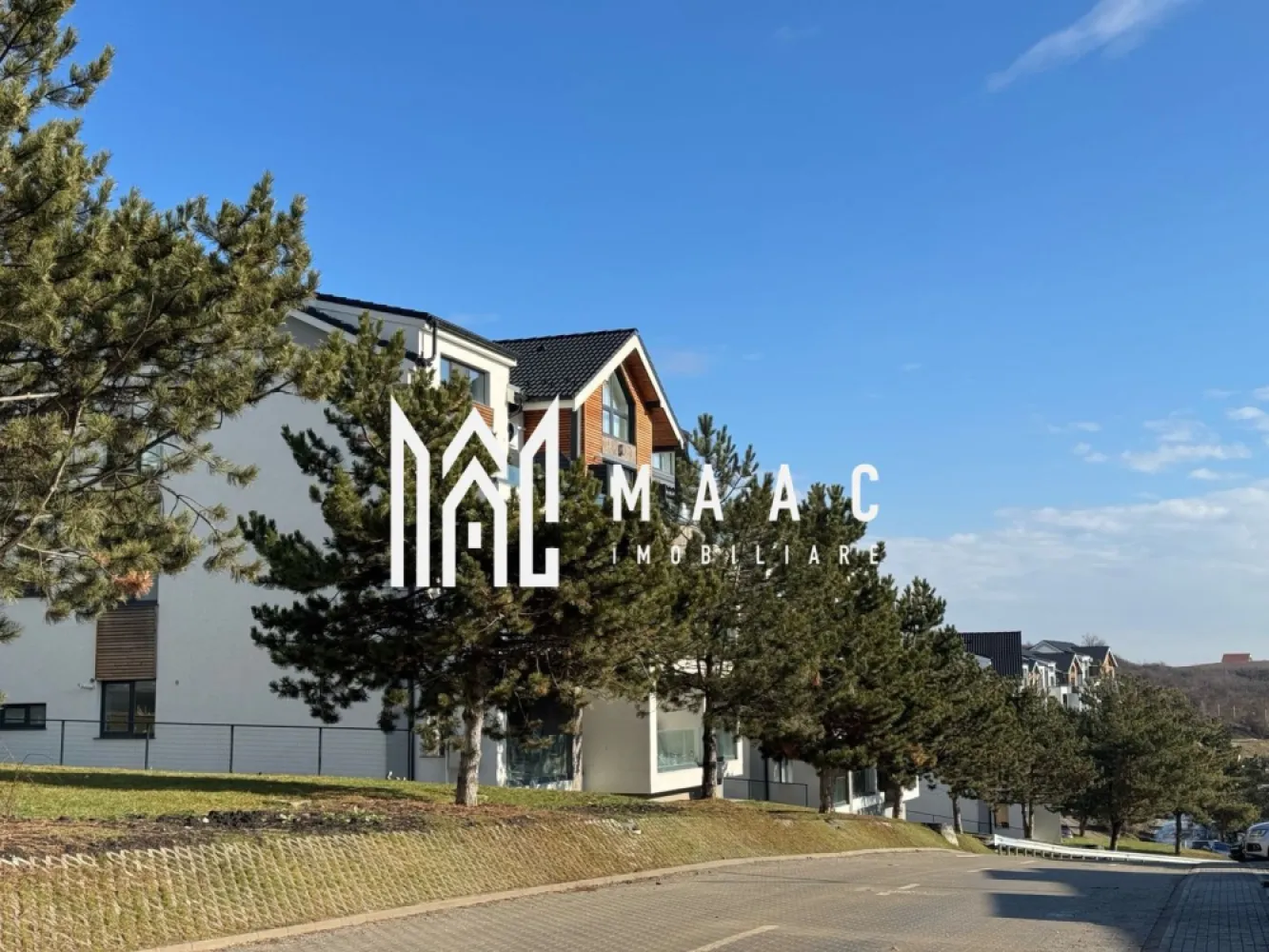 Apartament 1 camera | Etaj 1 | Balcon | Decomandat