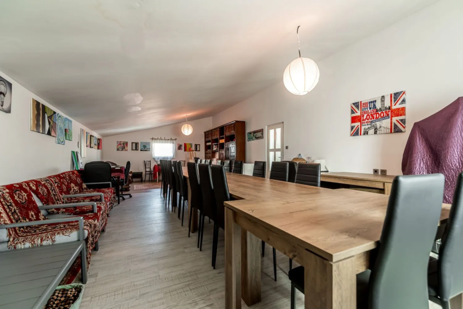 Casă spațioasă în mijlocul orasului, Str. Constantin Brâncuși