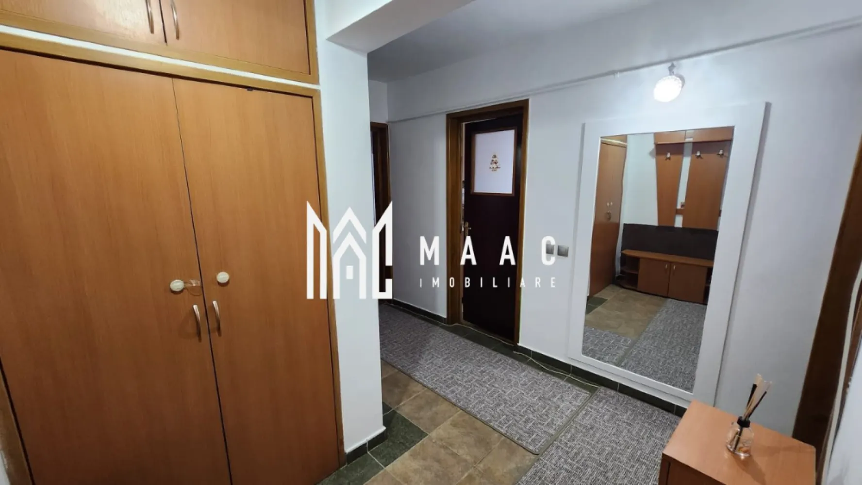 Apartament 2 camere Hanul Haiducilor | Etaj 1 | Boxa