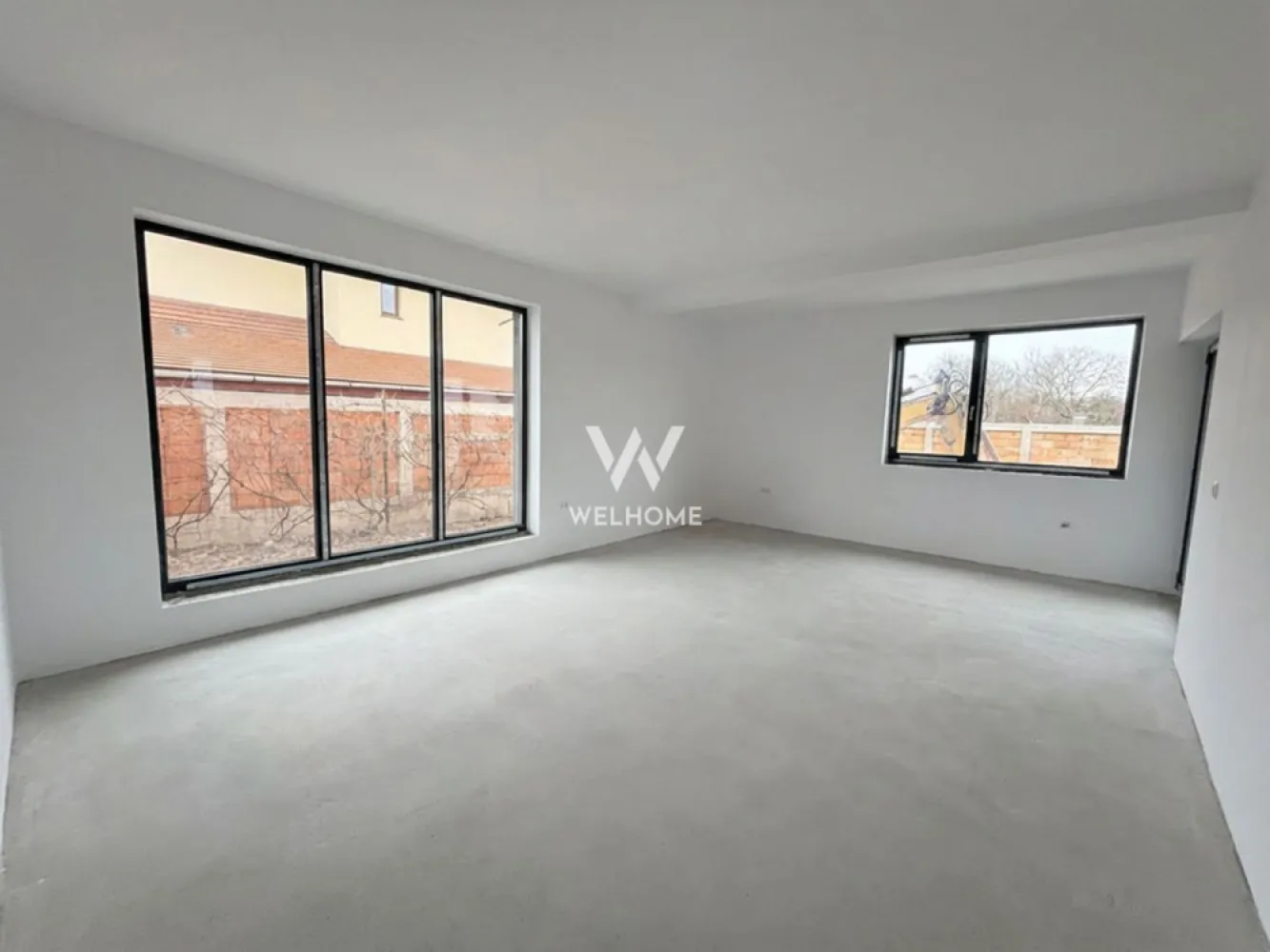 Casa individuala cu Dormitor la PARTER in Cristian-Sibiu - Locuinta individuală P+E , ideală pentru o familie – teren 530 mp Vă prezentăm o casă individuală spațioasă și bine compartimentată, situată pe un teren generos de 530 mp, cu o suprafață utilă de 145 mp, proiectată pentru confort, lumină naturală și funcționalitate, fiind pozitionata pe soare. LA PARTE: -Regasesti un living generos de unde se face accesul către terasă, care oferă deschidere către curtea din spate, un loc ideal pentru relaxare, grătar sau timp petrecut în aer liber. -Bucătărie separată, -Dormitor/ birou -Baie și spațiu tehnic. LA ETAJ: Se află 3 dormitoare bine proporționate. -Dormitorul matrimonial beneficiază de baie proprie și dressing, oferind intimitate și confort. -Pe hol se află o baie mare, destinată celorlalte dormitoare. -Două dintre camere au acces la o terasă mare comună, iar al treilea dormitor dispune de balcon propriu, oferind spațiu suplimentar pentru relaxare. Beneficiezi de un POD care este pretabil pentru depozitare, beneficiaza de placa de beton peste etaj. Filigorie de lemn in spatele casei LA INTERIOR se preda la cheie, gard, poarta, carport si curtea nivelata. Cu pavaj acces auto si pietonal. LA INTERIOR: casa se preda la alb, pregatita pentru a-ti pune finisajele. Cu incalzire in pardoseala atat la parter cat si la etaj. Se afla pe o strada asfaltata, intr-o zona cu case finalizate pe un teren cu o deschidere de 16 mp Proprietatea combină perfect spațiile interioare bine gândite cu curtea generoasă, fiind alegerea ideală pentru cei care își doresc liniște, intimitate și confort într-o locuință modernă. PRET: 305.000 EURO 📞 Pentru mai multe detalii sau programarea unei vizionări, contactati-ma. 0740029352- Ioana Larisa }}