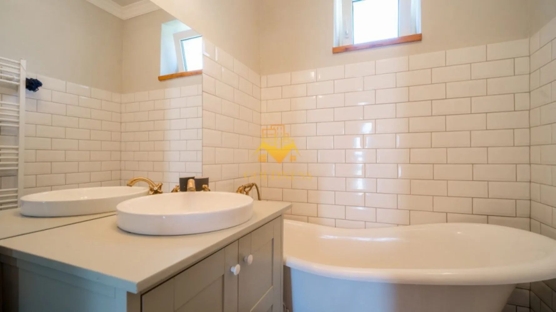 2 camere mobilat lux zona centrala, Horea, Facultatea de Litere