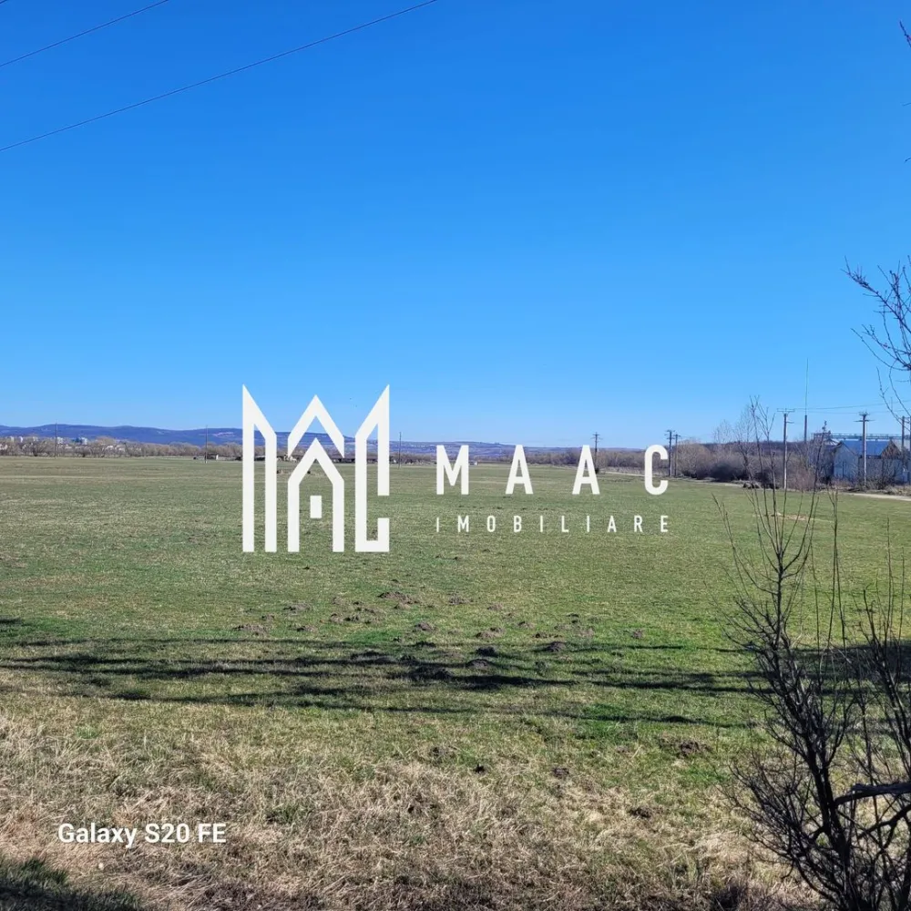 Oportunitate Teren I Pret imbatabil I Investiție Strategică - MAAC Imobiliare va ofertă o oportunitate rară, ideală pentru dezvoltatori sau investitori care caută un raport preț-valoare excepțional. Suprafață: 2000 mp (parte dintr-o parcelă mai mare de 6000 mp). Stadiu: Terenul nu este încă dezmembrat (ofertă urgentă din partea proprietarului). Utilități: Disponibile la limita proprietății. Potențial: Zonă în continuă dezvoltare, preț competitiv. O soluție de achiziție rapidă și profitabilă, adresată celor care doresc să capitalizeze pe creșterea zonei. MAAC Imobiliare este partenerul dumneavoastră pentru decizii de investiții sigure. Pentru detalii tehnice, programări sau discuții privind prețurile și condițiile de tranzacționare, vă invităm să ne contactați sau să ne vizitați la sediul nostru din Sibiu, strada Oituzului nr. 12 . Pentru mai multe detalii precizati telefonic ca ati vazut anuntul cu ID CP2962733. }}