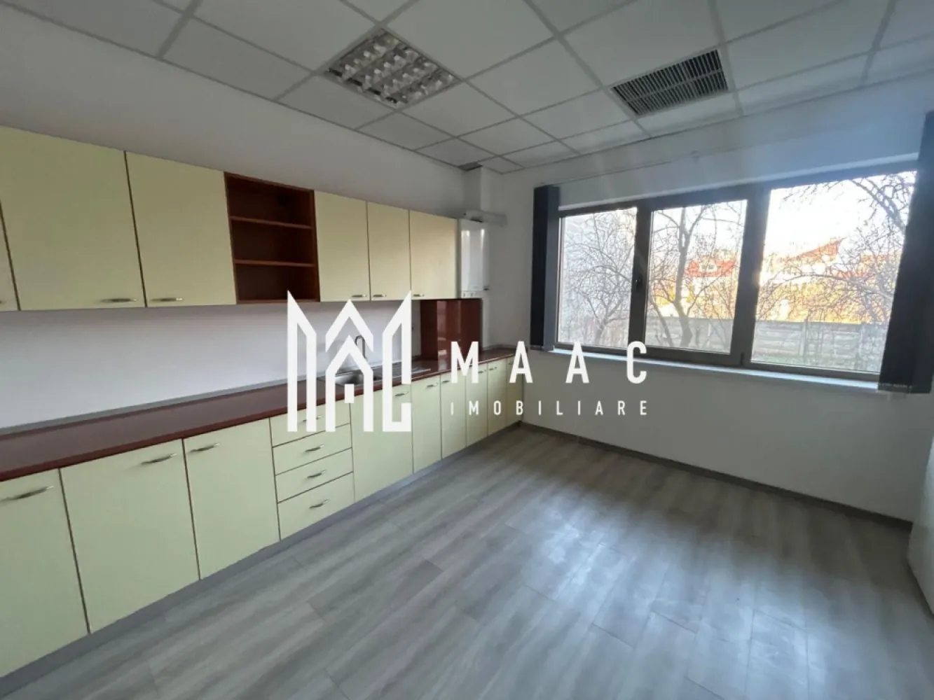 Spațiu de închiriat – Parter clădire – 201 mp + terasă – Hipodrom 2, Sibiu