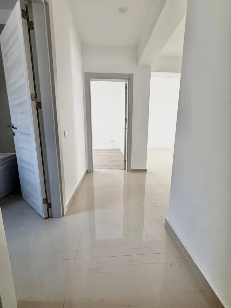 Ap. doua camere zona Militari Residence DOUA BALCOANE