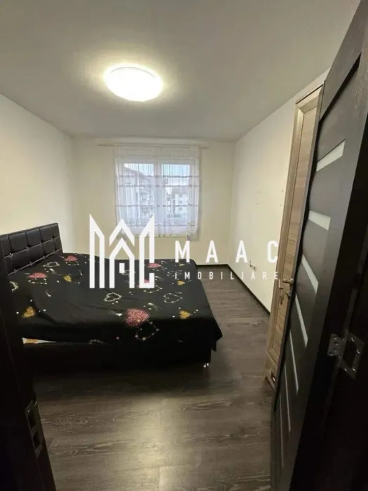 Apartament 3 camere I Decomandat I Calea Cisnadiei - Maac Imobiliare va propune spre inchiriere un apartament de 3 camere decomandat situat la etajul 2 al unui imobil din zona Arhitectilor.

Locuinta cuprinde: hol , living, 2 dormitoare, bucatarie, baie, balcon generos ( living si dormitor).

Proprietatea se inchiriaza pe minim 1 an de zile.

Se percepe garantie in cuantumul unei chirii lunare + 1 chirie avans.

Nu se accepta animale de companie.

Disponibil imediat.

Pentru mai multe detalii precizati telefonic ca ati vazut anuntul cu ID: CP1961139