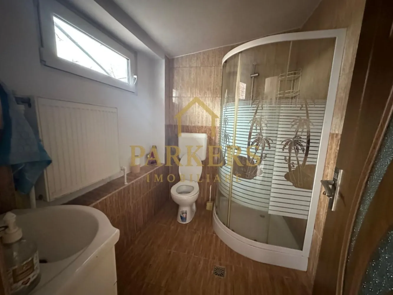 Casa 3 camere de vanzare 110 mp utili si curte de 332 mp de vanzare