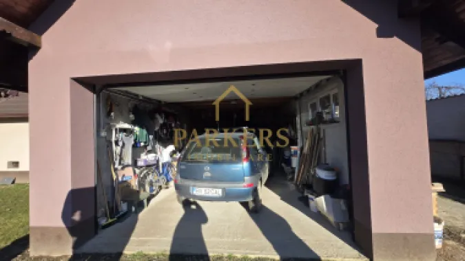 Casă renovată 150 mp utili + 1000 mp teren, priveliște spre Munte