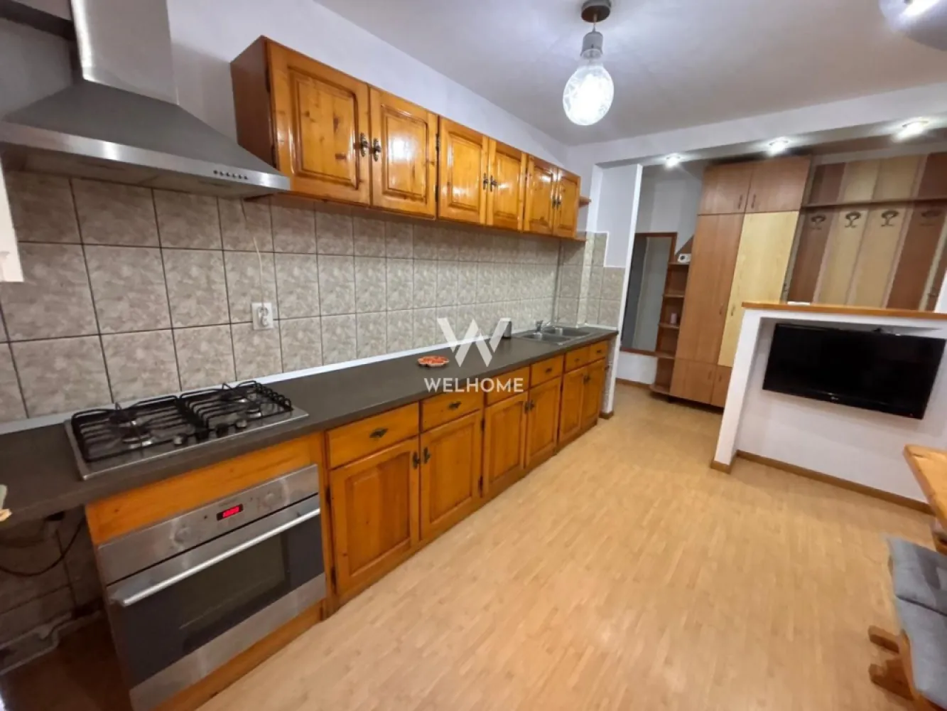 Apartament 2 camere decomandat cu pivniță