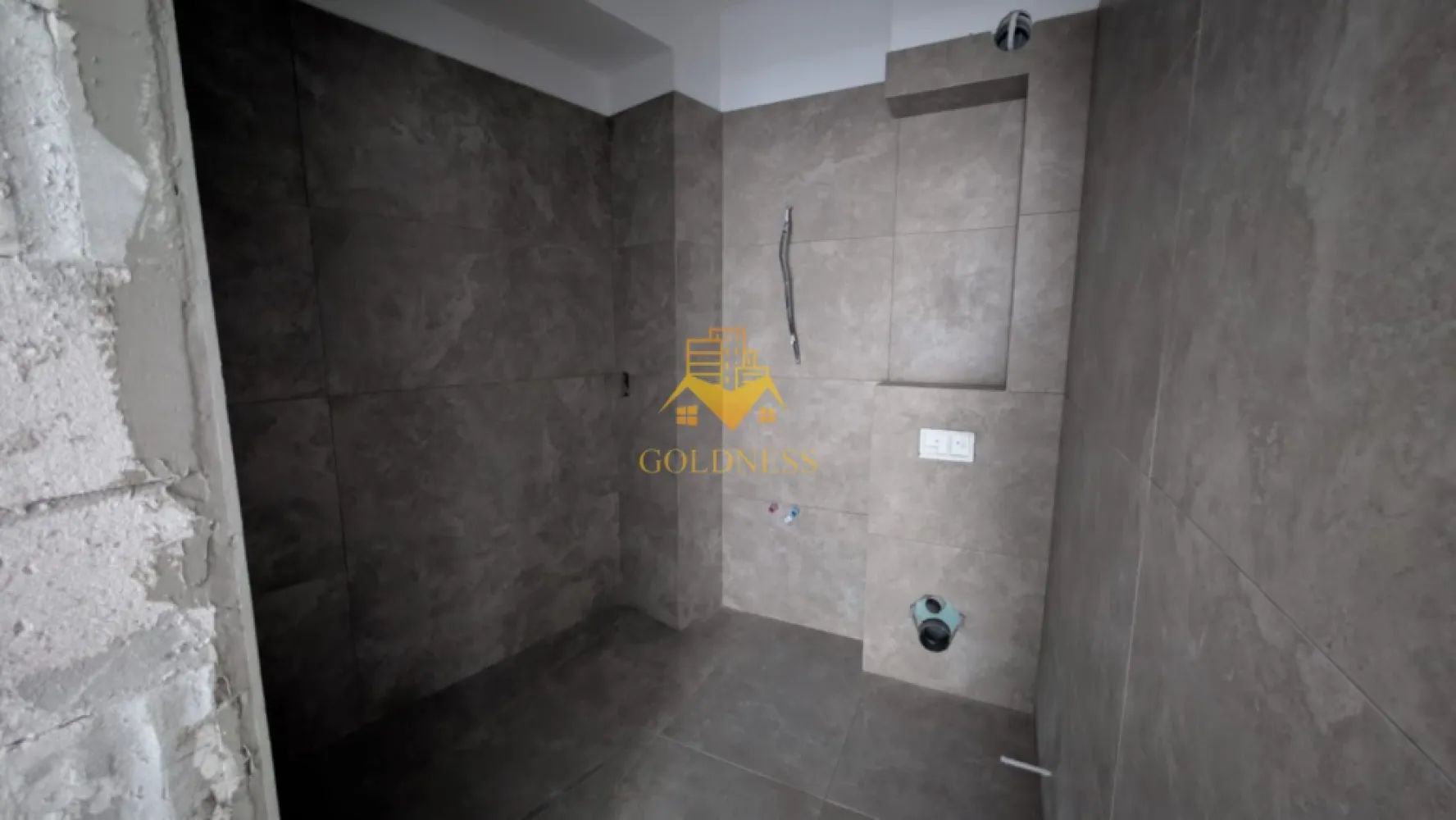 4 camere, Parcare Subterana, Bloc Nou, Central, Pta. Mihai Viteazu