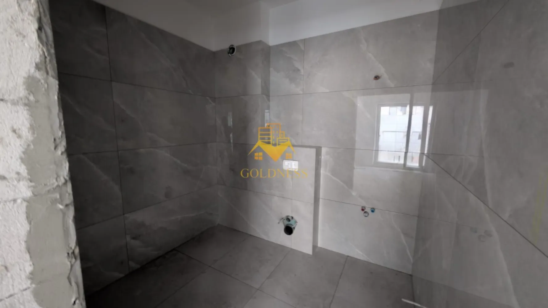 4 camere, Parcare Subterana, Bloc Nou, Central, Pta. Mihai Viteazu