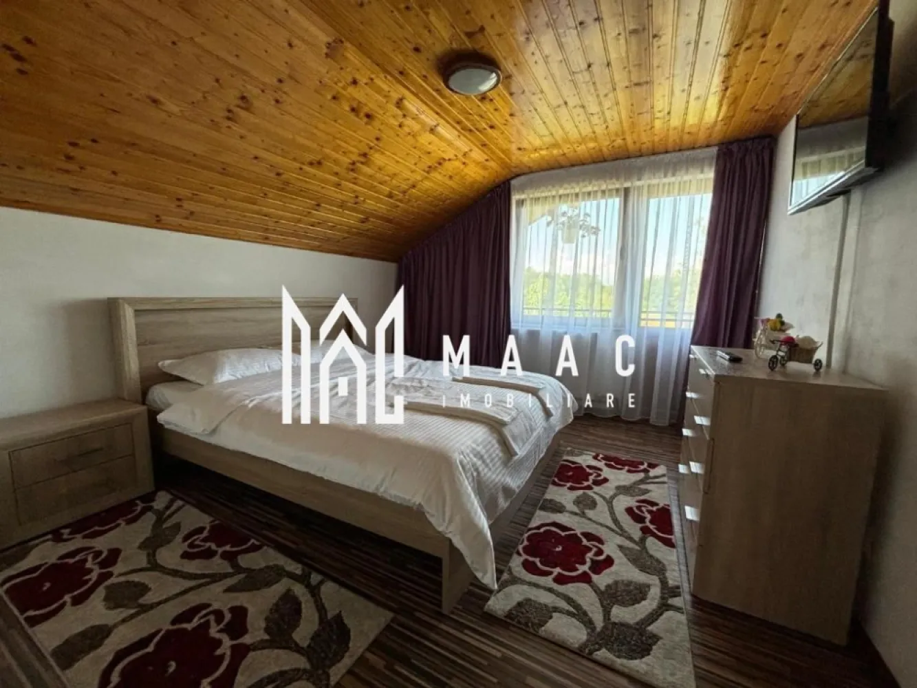 Vilă superbă | 4 camere | 500 mp teren | Vedere la munte | Valea Avrigului