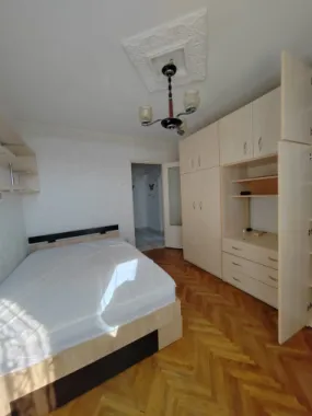 Apartament 3 camere decomandat, etajul 12 din 14, bloc Gioconda, Ploiesti sud