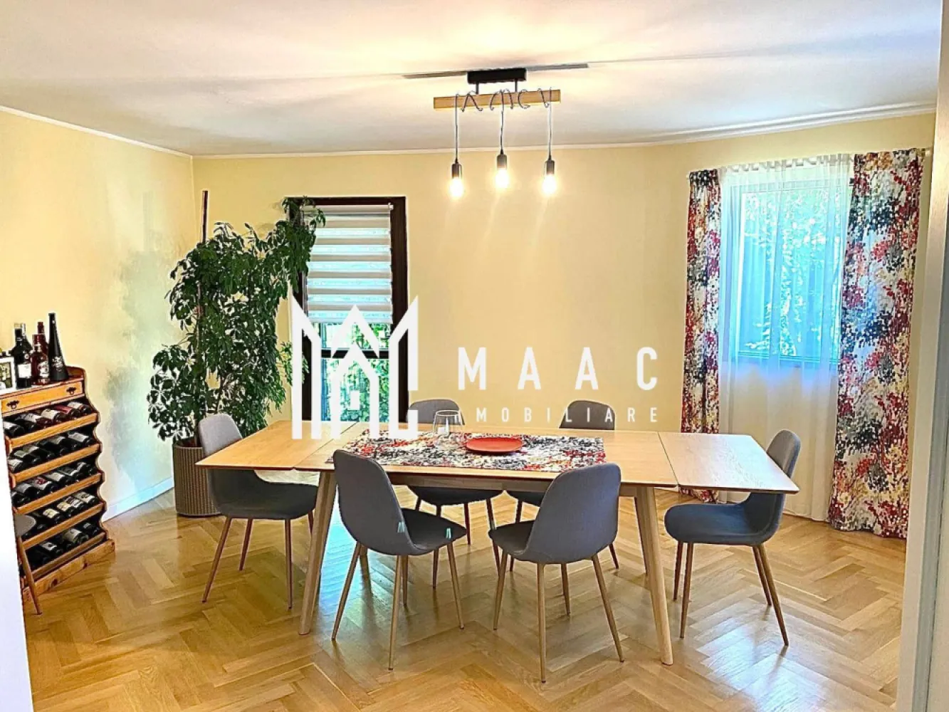 Casă individuală | 210 mp utili | Garaj & Demisol | Cisnădie