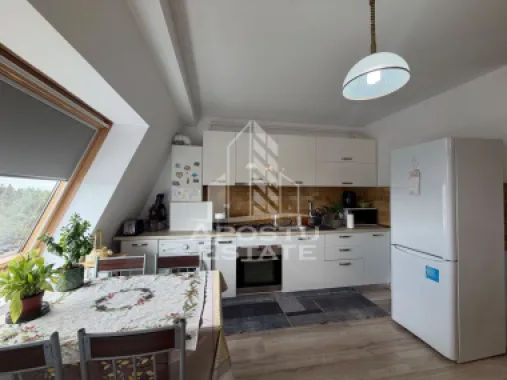 Apartament cu 2 camere de vânzare , Zona Lipovei , Timisoara