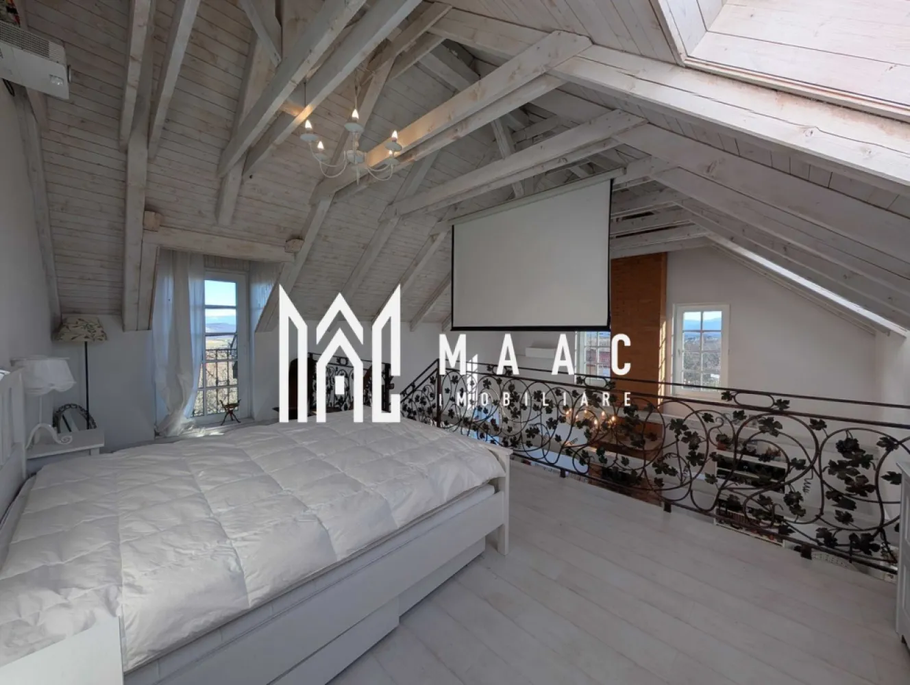 Casă | Daia Nouă | Priveliște spre Munții Făgăraș