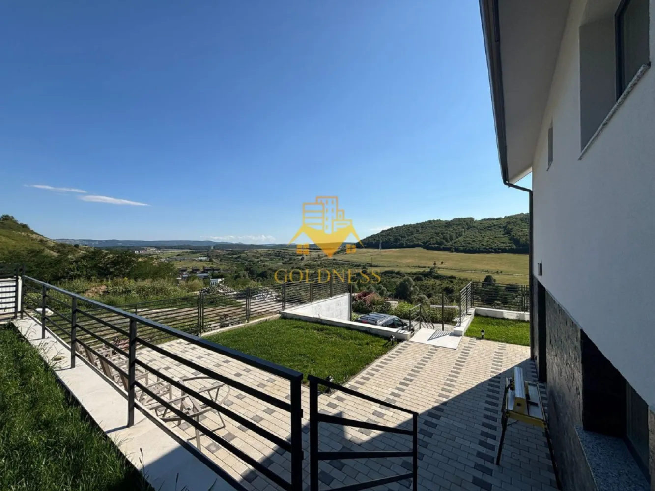 Casa individuala, 4 camere, garaj ,gradina, 2 bai, Popesti , Baciu