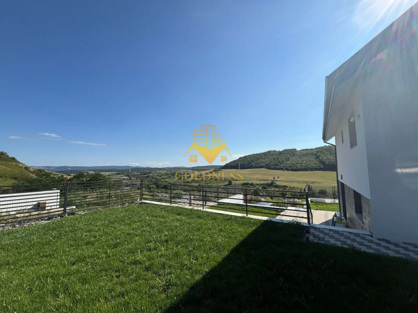 Casa individuala, 4 camere, garaj ,gradina, 2 bai, Popesti , Baciu