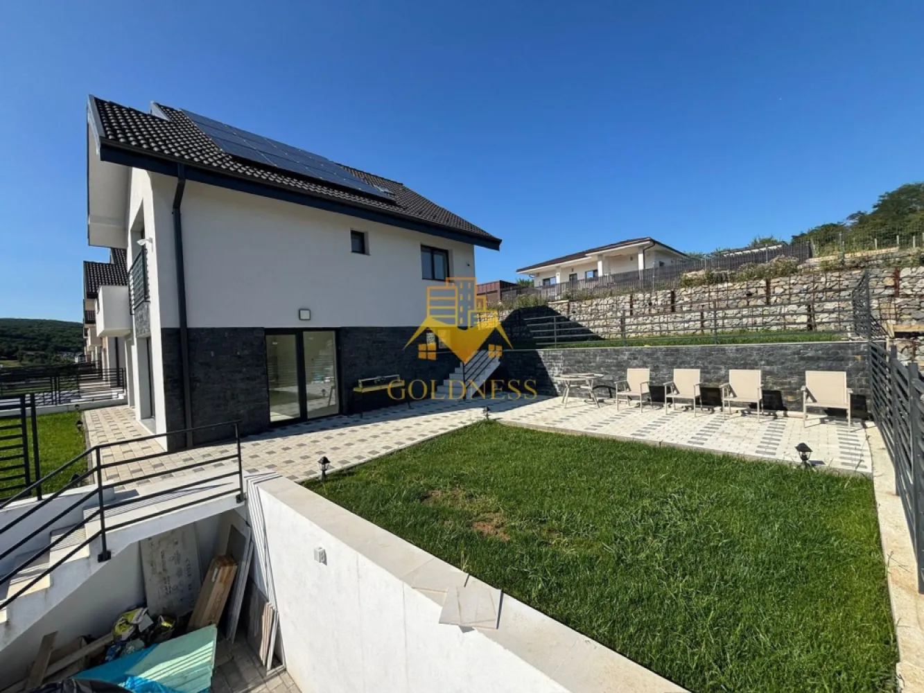 Casa individuala, 4 camere, garaj ,gradina, 2 bai, Popesti , Baciu