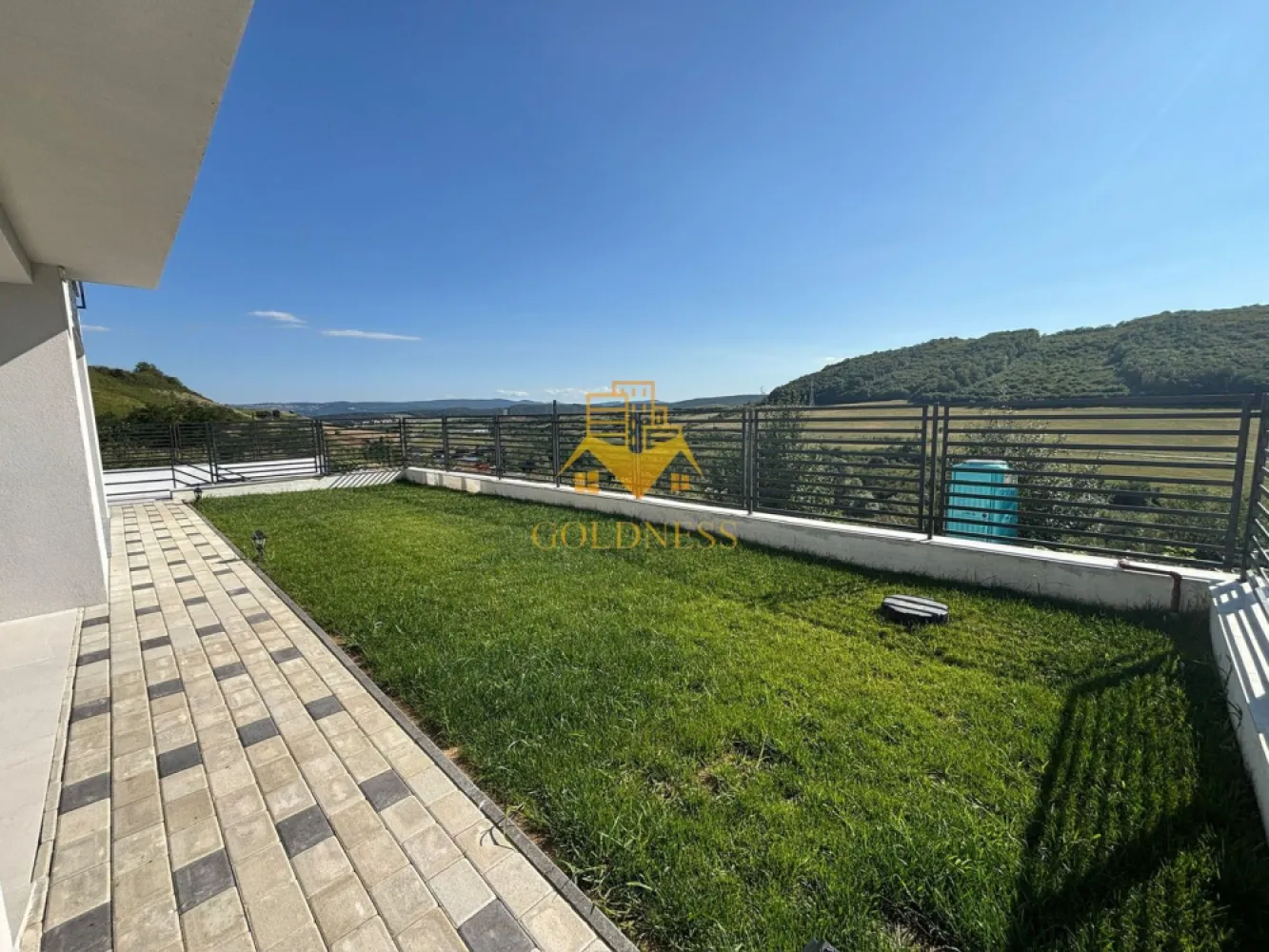 Casa individuala, 4 camere, garaj ,gradina, 2 bai, Popesti , Baciu