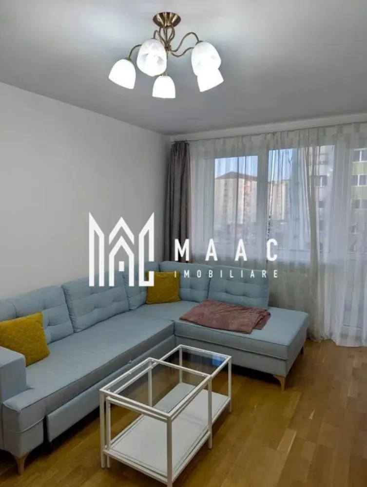 Apartament 3 camere | 80 MPU | Balcon | Mihai Viteazu - MAAC Imobiliare vă propune spre închiriere un apartament cu 3 camere situat pe bulevardul Mihai Viteazu, amplasat la etajul 4 al unui imobil dotat cu lift. Proprietatea dispune de o suprafață utilă de 80 mp și a fost renovată, oferind un spațiu confortabil și funcțional, potrivit pentru locuire pe termen lung într-una dintre zonele bine conectate ale orașului. Apartamentul beneficiază de centrală termică proprie pentru un control eficient al temperaturii și de mașină de spălat, iar baia este prevăzută cu aerisire naturală, un avantaj important pentru confortul zilnic. Caracteristici: -apartament cu 3 camere -suprafață utilă de 80 mp -etaj 4 -imobil cu lift -centrală termică proprie -mașină de spălat -renovat -baie cu aerisire Nu sunt acceptate animale de companie. Se percepe o garanție în cuantumul unei chirii lunare. Perioada minimă de închiriere este de 12 luni. Pentru mai multe detalii, vă rugăm să specificați telefonic că ați văzut anunțul cu numărul CP2967801. }}