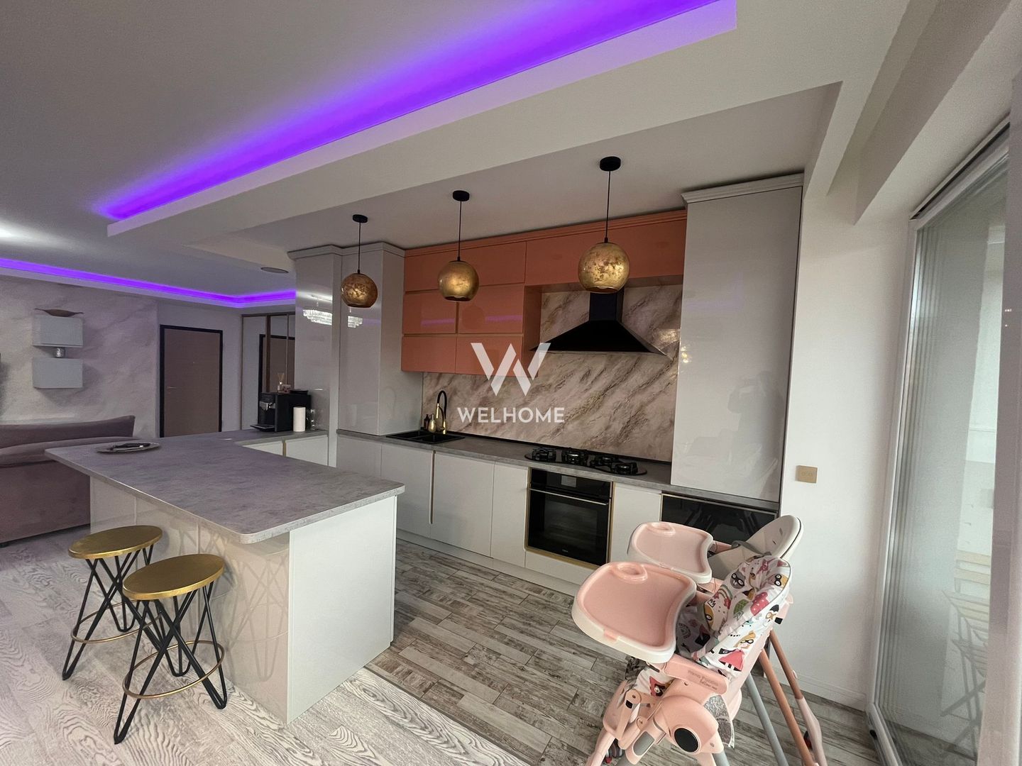 Apartament de 3 camere de închiriat, în bloc nou, zona Trei Stejari