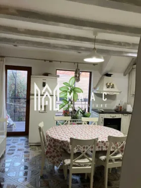 Logo MAAC IMOBILIARE logo