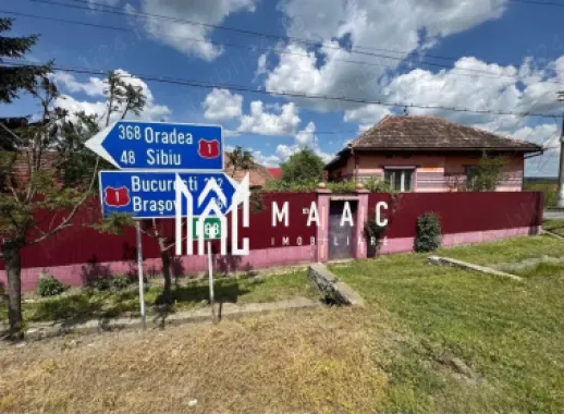 Casă de vânzare în Arpașu de Jos | 1350 mp teren | curte mare, șură și grajduri