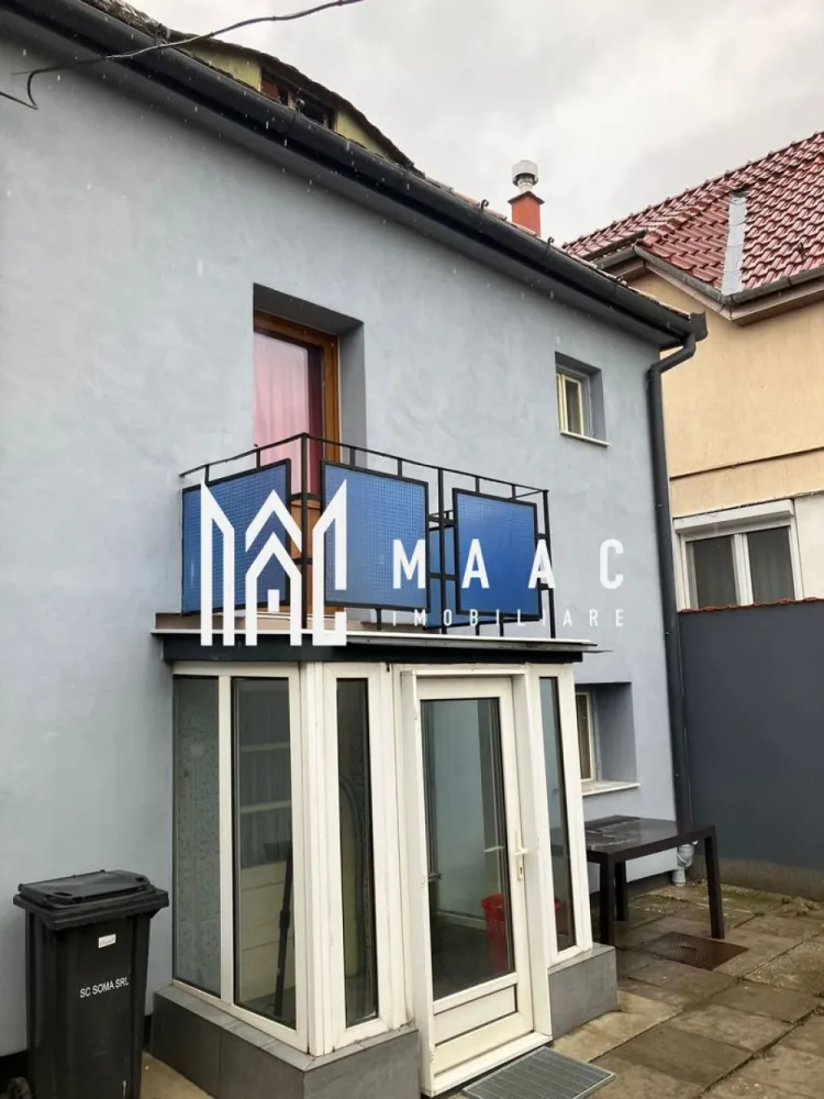 Casă Individuală I 88 MPU I Teren 434 MPU I Zona Țiglari - MAAC Imobiliare vă propune spre vânzare o casă individuală cu două intrări, situată într-o zonă liniștită, ideală pentru o familie care își dorește confort și spațiu. Locuința este bine compartimentată și dispune de 3 camere, potrivite pentru living și dormitoare luminoase. Casa beneficiază de 2 băi, una dotată cu cadă, iar cealaltă cu duș, oferind confort și funcționalitate pentru întreaga familie. Bucătăria este închisă, oferind un spațiu practic pentru gătit și organizarea activităților zilnice. Proprietatea dispune și de garaj, util atât pentru parcare, cât și pentru depozitare. Casa este amplasată pe un teren de 434 mp, care include și o grădină, oferind spațiu pentru relaxare, amenajarea unei zone verzi sau activități în aer liber. Avantaje ale proprietății: casă individuală cu două intrări 3 camere bine compartimentate 2 băi (cadă și duș) bucătărie închisă garaj teren generos de 434 mp cu grădină. Pentru mai multe detalii si programarea unei vizionari vă rugăm să specificați că ați văzut anunțul cu ID: CP2938323 . }}