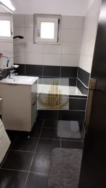 Apartament 3 camere et 2 Lipovei