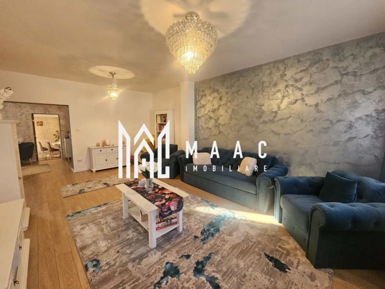 Casa individuala | Teren 450 mp | Garaj | Piata Cluj - MAAC Imobiliare vă propune spre vânzare o proprietate generoasă situată într-o zonă apreciată și bine conectată din Sibiu – zona Piața Cluj, ideală pentru familie sau pentru cei care își doresc confort, spațiu și intimitate. Imobilul este construit pe un teren de 450 mp și beneficiază de o compartimentare practică, având regim de înălțime P+1+Pod, cu o suprafață utilă de 150 mp și o suprafață construită desfășurată de 210 mp. Compartimentare Casa este bine organizată și oferă spațiu generos pentru întreaga familie: 4 dormitoare luminoase living spațios bucătărie separată 2 holuri 2 băi Spațiile sunt distribuite eficient între parter și etaj, iar podul oferă posibilități suplimentare de depozitare. Teren și spații exterioare Proprietatea dispune de: curte de aproximativ 130 mp grădină de aproximativ 110 mp acces auto în curte În curte se află și construcții auxiliare foarte utile: magazie de 67 mp garaj de 20 mp Dotări și îmbunătățiri Casa beneficiază de mai multe îmbunătățiri importante: panouri solare pentru eficiență energetică acoperiș nou cu țiglă de beton geamuri tripan pentru izolare termică și fonică superioară jaluzele exterioare electrice la toate ferestrele de la strada. Avantaje zonă liniștită și bine conectată proprietate ideală pentru familie numeroasă curte și grădină pentru relaxare spații auxiliare generoase (magazie + garaj) multiple îmbunătățiri deja realizate Pentru mai multe informații sau pentru programarea unei vizionări, echipa MAAC Imobiliare vă stă cu drag la dispoziție. ID: CP2968209. }}