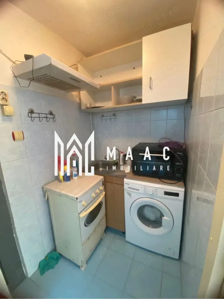 Garsoniera | 26 MPU | Etaj 2 | Investitie | Lazaret - Garsonieră de vânzare Sibiu 26 mp utili – mobilată și utilată – ideal investiție MAAC Imobiliare vă propune spre vânzare o garsonieră situată în zona Ipas din Sibiu, la etajul 2 al unui imobil bine întreținut. Proprietatea este potrivită atât pentru locuință personală, cât și pentru investiție în închiriere, datorită poziționării într-o zonă cu acces rapid către magazine, transport public și alte facilități urbane. Detalii garsonieră Suprafață utilă: 26 mp Etaj: 2 Spațiu de depozitare inclus Compartimentare eficientă Garsoniera se vinde complet mobilată și utilată, fiind pregătită pentru mutare imediată. Dotări Centrală termică proprie Electrocasnice funcționale Mobilier modern Spațiu organizat eficient În prețul afișat sunt incluse baia comună și dependințele. Avantaje Zonă accesibilă din Sibiu – Ipas Ideal pentru investiție (închiriere) Costuri reduse de întreținere Locuință pregătită pentru utilizare imediată Pentru mai multe detalii precizați ca ați văzut anunțul cu ID: CP2972317 }}