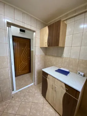 De vanzare apartament cu 2 camere mobilat si utilat, Micro 38, etaj 3