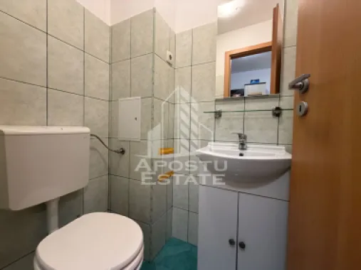 Apartament de vanzare cu 3 cam, centrala proprie,zona Lunei, Timisoara
