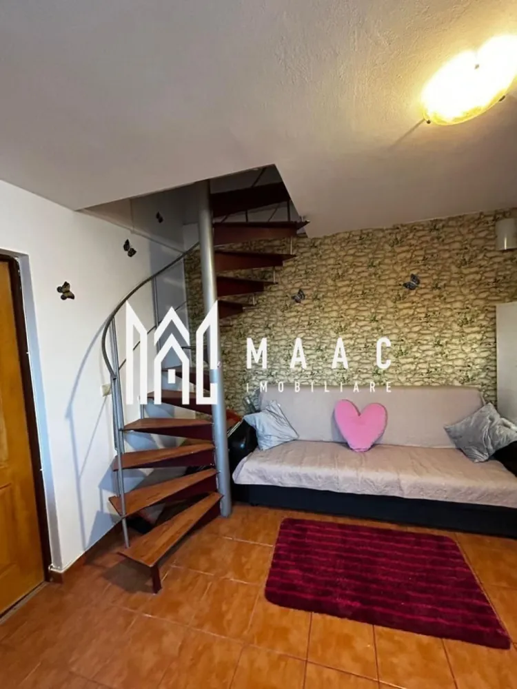 Mansardă 63 mp | Etaj 5 | Zona Rahovei - MAAC Imobiliare vă propune spre vânzare o mansardă spațioasă, cu o suprafață totală de 63 mp, situată pe strada Rahovei, la etajul 5, într-o zonă bine poziționată, aproape de transport, magazine și puncte de interes. Caracteristici principale: Suprafață totală: 63 mp Etaj: 5 Compartimentare funcțională: living generos, dormitor, bucătărie, baie Spații luminoase datorită poziționării superioare Ideală atât pentru locuit, cât și pentru investiție Posibilitate de amenajare după preferințele viitorului proprietar Acces facil către zone comerciale, stații de transport și servicii Stare: locuință întreținută, pregătită pentru mutare sau pentru personalizare. Localizare: strada Rahovei – zonă liniștită, cu acces rapid către principalele rute ale orașului. Pentru mai multe detalii specificati telefonic ID: CP2832819 }}