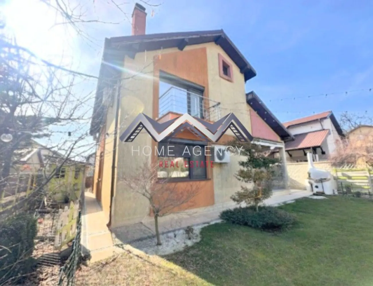 Vilă spațioasă 5 camere | 500 mp teren | Garaj | Corbeanca | Lângă pădure