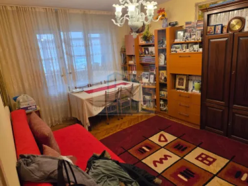 Apartament 3 camere spațios | 63 mp + balcon | bloc 1981 | Olteniței –