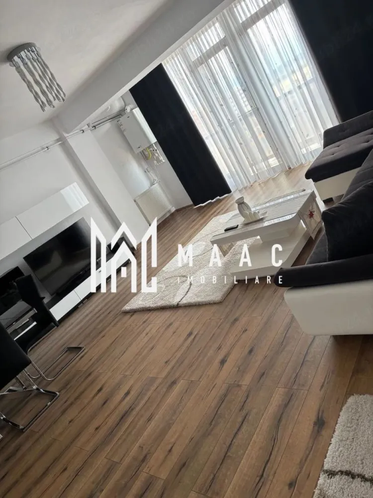 Apartament 3 camere Sibiu | Hipodrom 3 | decomandat, 80 mp - Apartament cu 3 camere de vânzare în Sibiu, zona Hipodrom 3, cu 80 mp utili, compartimentare decomandată și finisaje moderne, situat la etajul 7 din 10 într-un imobil finalizat în 2015.

Detalii proprietate:
• Suprafață utilă: 80 mp
• Compartimentare: 3 camere, 2 dormitoare, 1 baie, 1 bucătărie, hol și 1 balcon
• Apartament decomandat, confort 1
• Etaj 7 din 10
• Imobil finalizat în 2015
• Stare interioară: finisat modern
• Apartament gol, potrivit pentru amenajarea după propriile preferințe

Proprietatea este amplasată în zona Hipodrom 3 din Sibiu. Descrierea existentă indică o poziționare bine conectată la principalele puncte de interes din oraș, iar apartamentul beneficiază de un amplasament într-un bloc construit după 2010.

Cod anunț CP3210542. Contactați-ne pentru o vizionare și pentru detalii suplimentare despre această proprietate din Hipodrom 3, Sibiu.

Conținut optimizat cu AI, aprobat de agent uman.