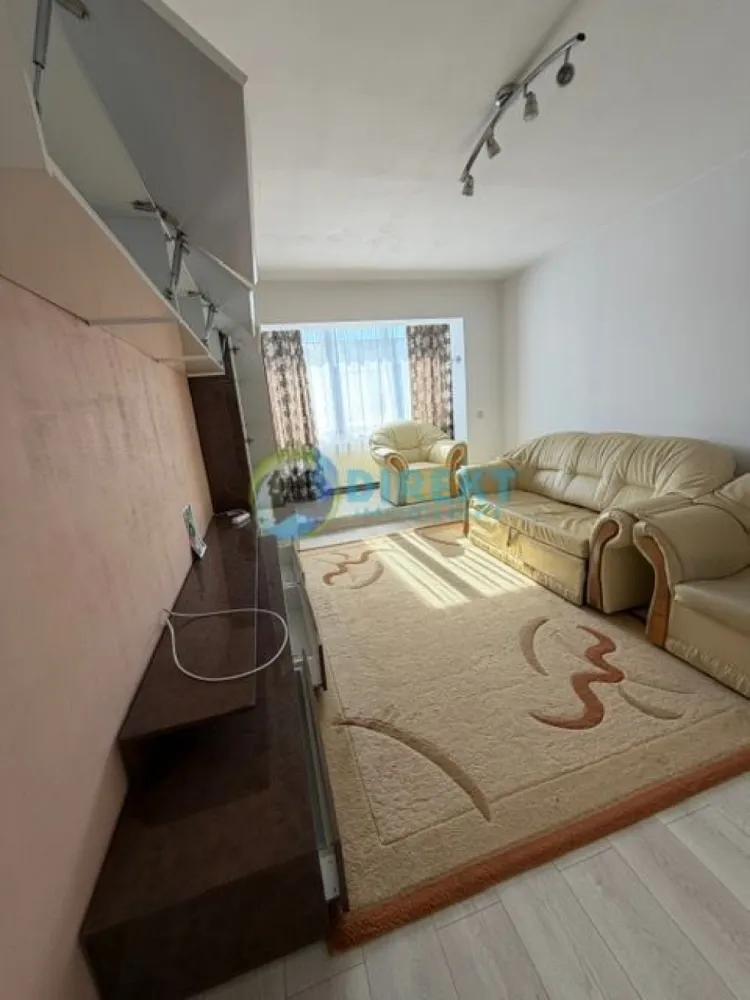 Apartament spatios , zona Lama , langa Generala 4 - Agentia Direkt Imobiliare propune spre inchiriere apartament spatios situat la etajul 4 , in zona Lama , pe strada Colibitei . Imobilul are o suprafata construita de 65 mp , si este compus din bucatarie separata , 2 dormitoare , baie , hol, loc de depozitare in pod , uscator . Se inchiraza mobilat in totalitate . }}