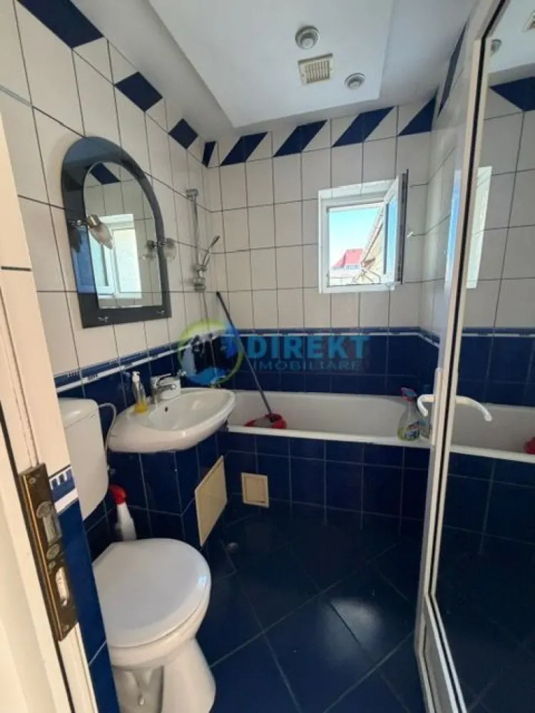 Apartament spatios , zona Lama , langa Generala 4