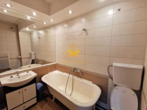 3 camere decomandate, 2 parcari, Zona Centrala, Chios Lake, BBU