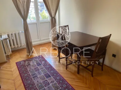 Închiriere apartament 3 camere, decomandat, zona Traian-Unirii